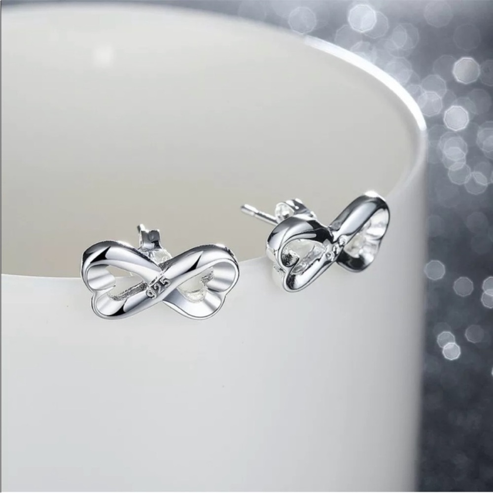 💖 Sterling Silver Double Heart Eternity Stud Earrings NEW - Picture 6 of 7